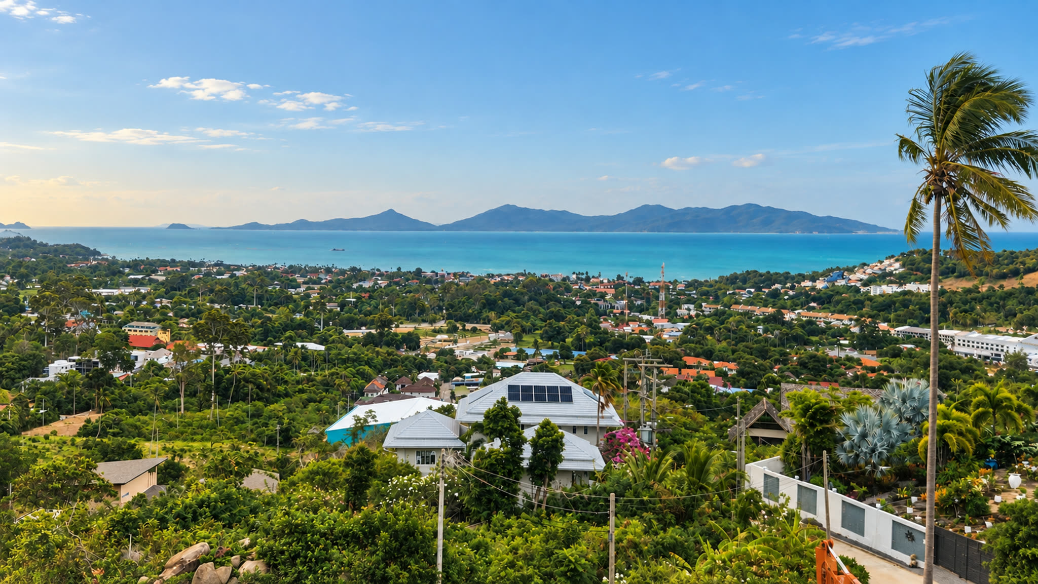 Vue panoramique réelle depuis le terrain, côte de Bo Phut